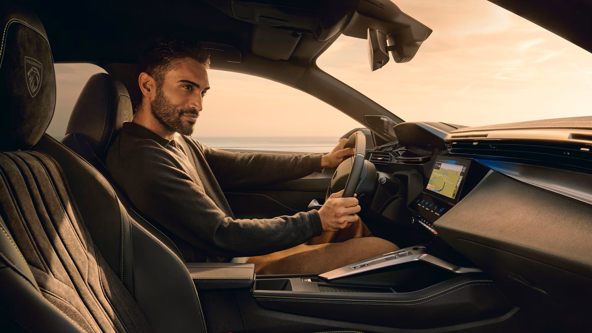 Close up picture of the Peugeot 408 interior
